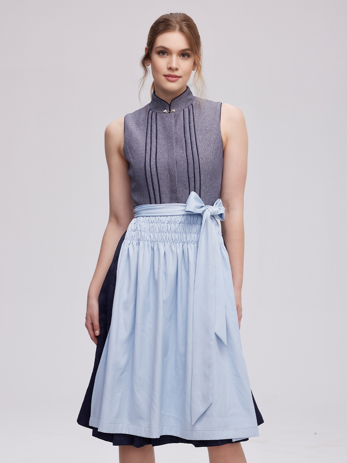 Dirndl kurz rot – stilvoll und modern