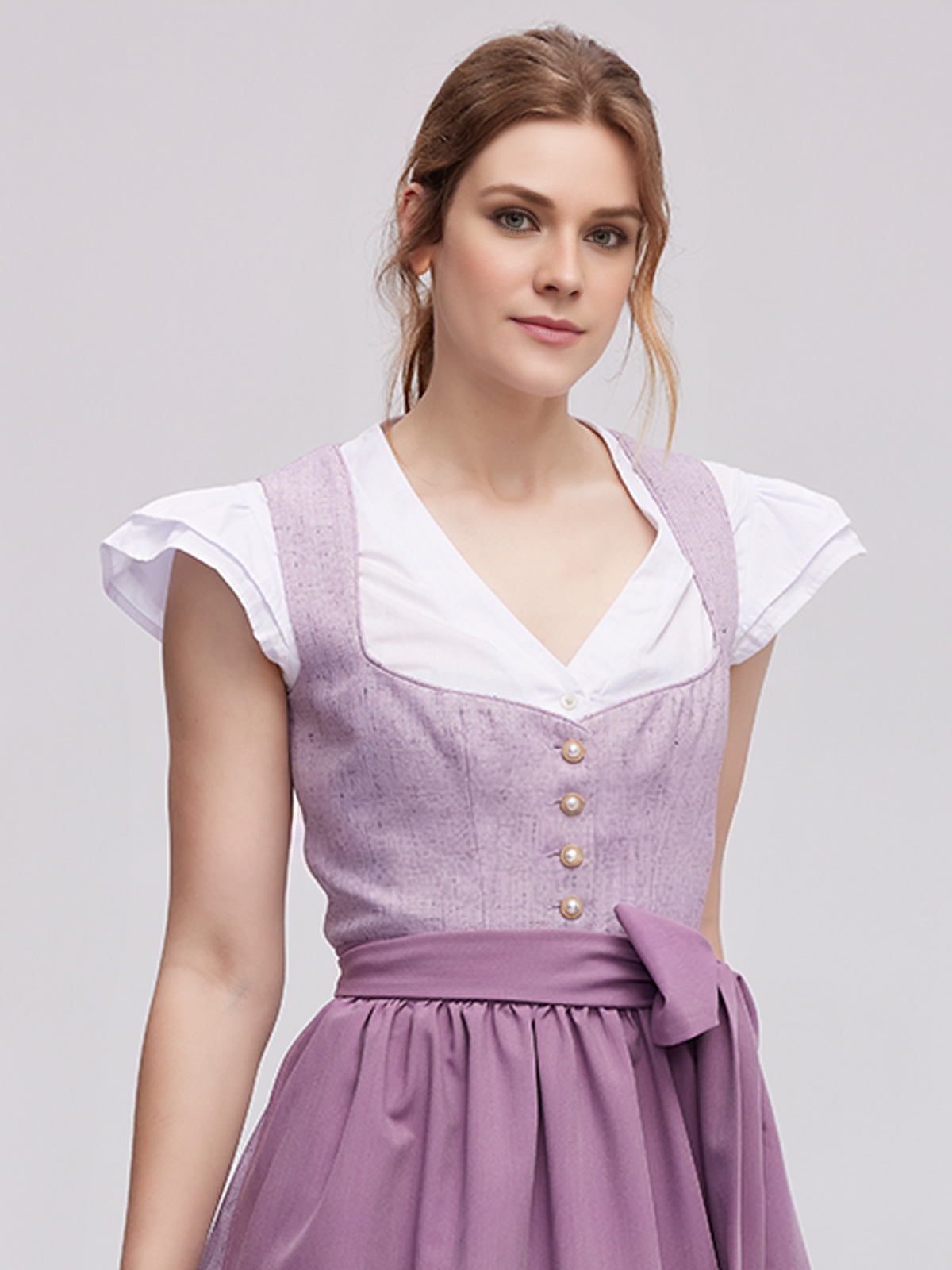 Dirndl Royalblau mit Spitzendetails
