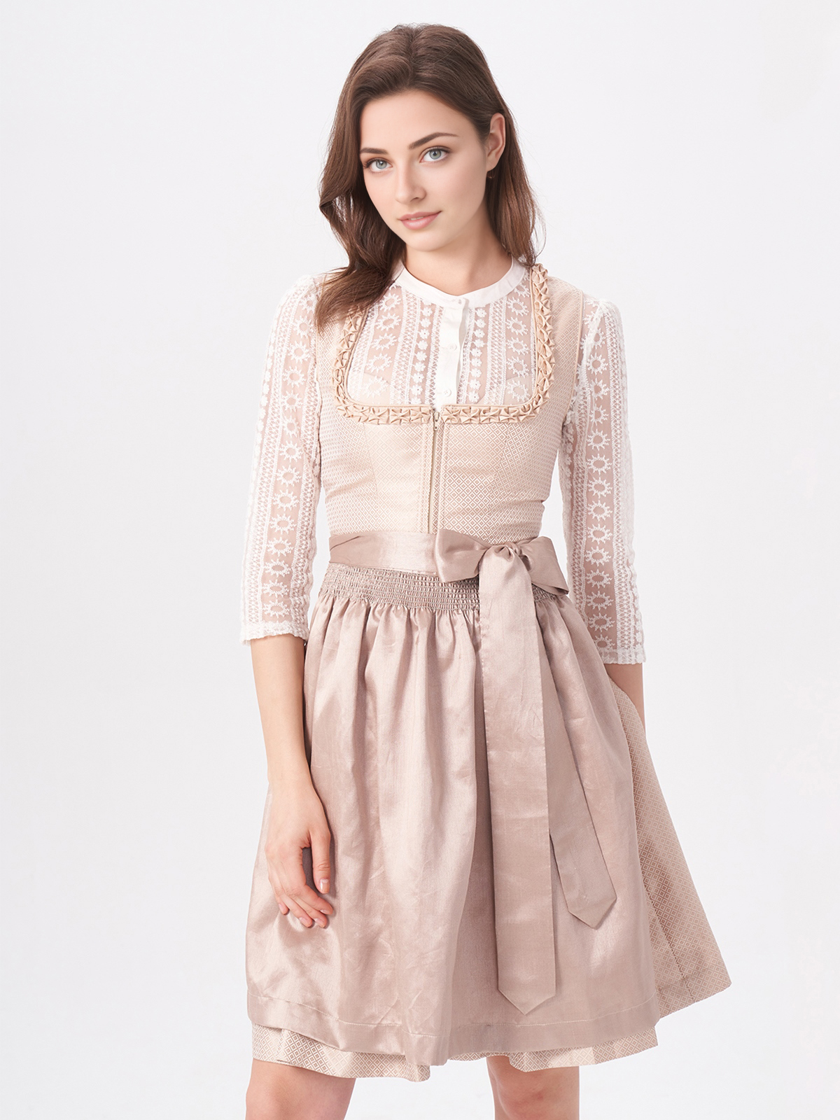 Modernes Kurzarm Dirndl in Beige – elegant und alltagstauglich