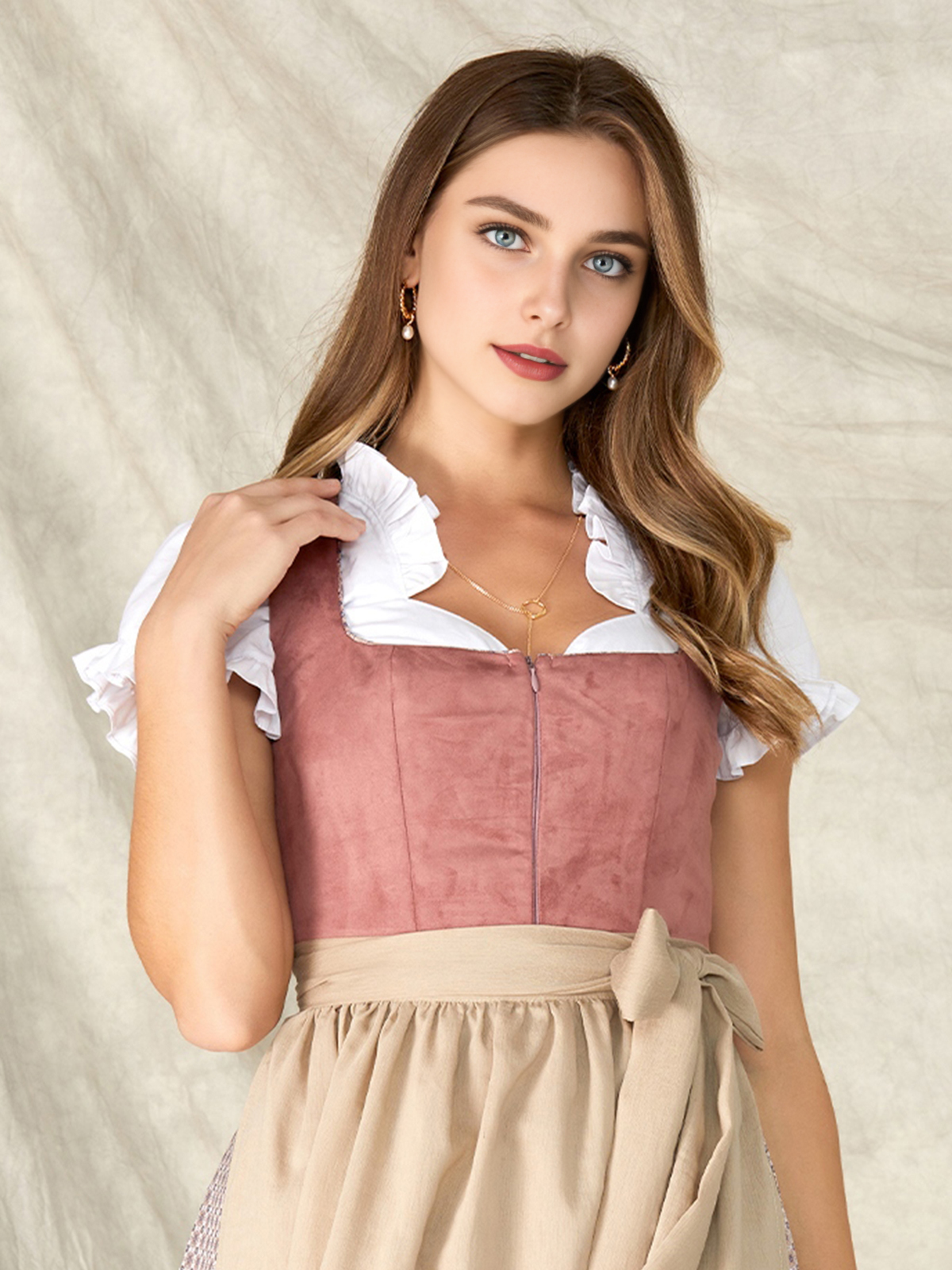 Dirndl in Rosa – stilvoll und günstig