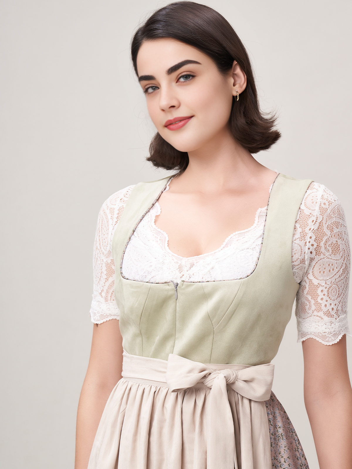 Trachtenbluse Langarm Spitze in Grün