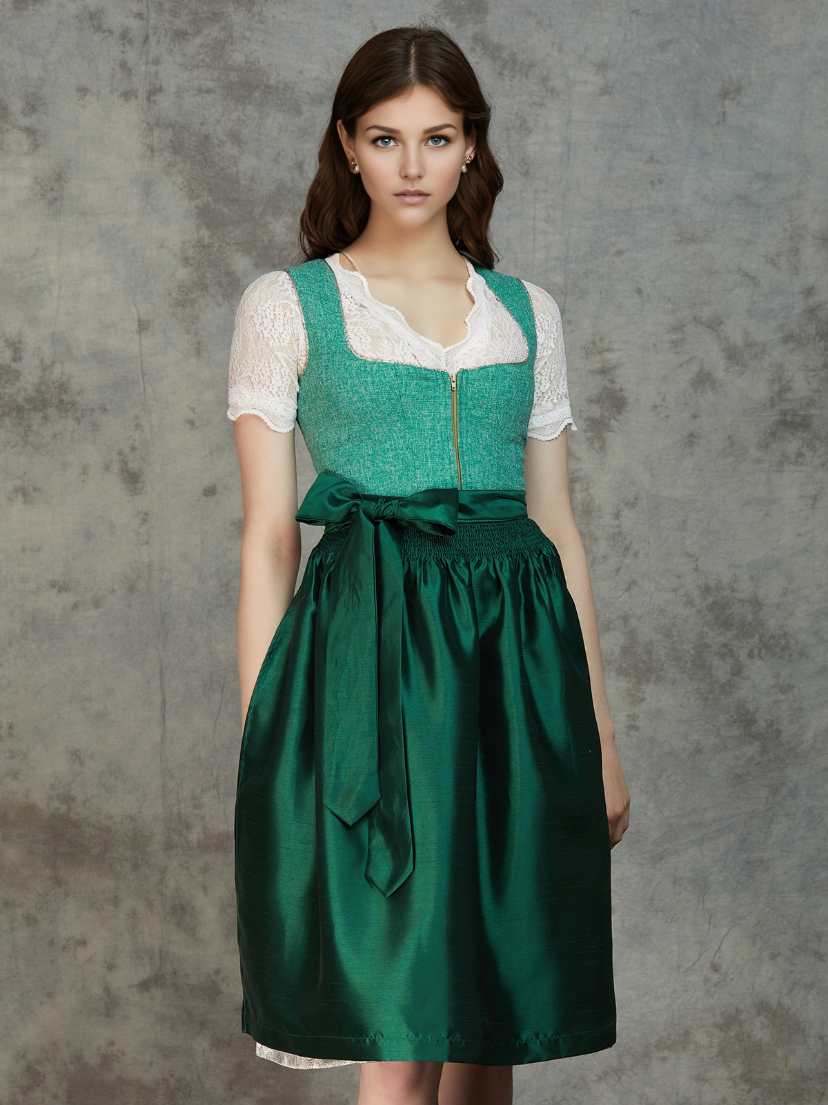 Dirndl in Blau