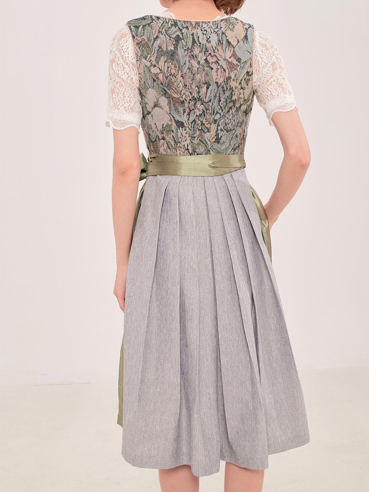 Dirndl Grün in eleganter Ausführung